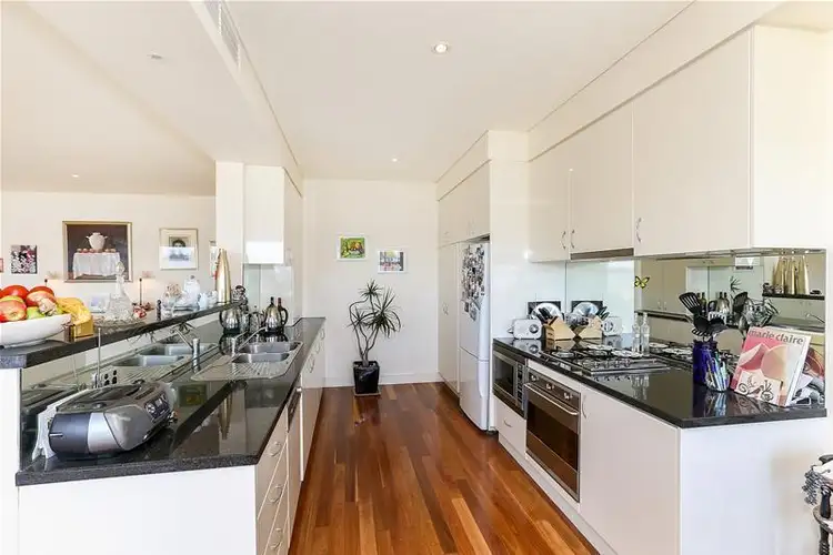Fifth view of Homely apartment listing, 2/304 Wharf Road, Newcastle NSW 2300