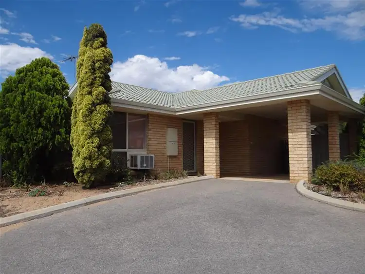 3/4 McDermott Avenue, Wandina WA 6530