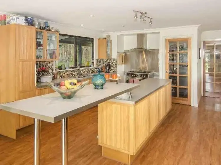 Crozier Road, Rosa Brook WA 6285