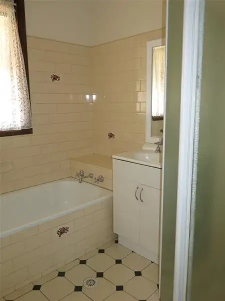 Seventh view of Homely house listing, 18 Crisp Drive, Flowerdale NSW 2650
