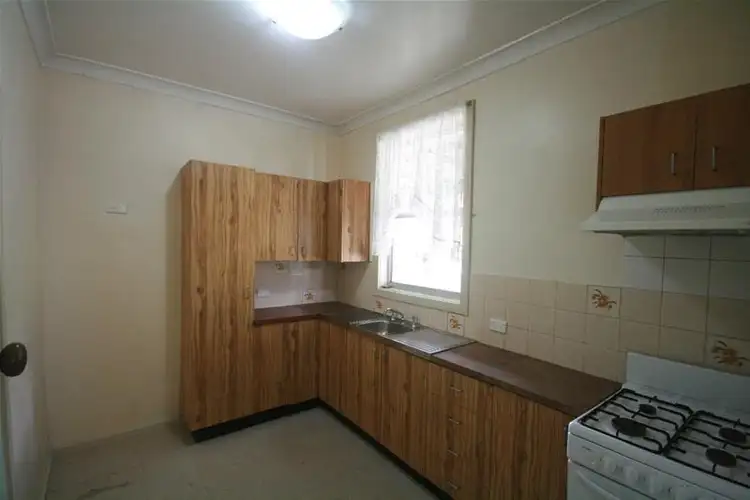 36 Maynes Parade, Unanderra NSW 2526