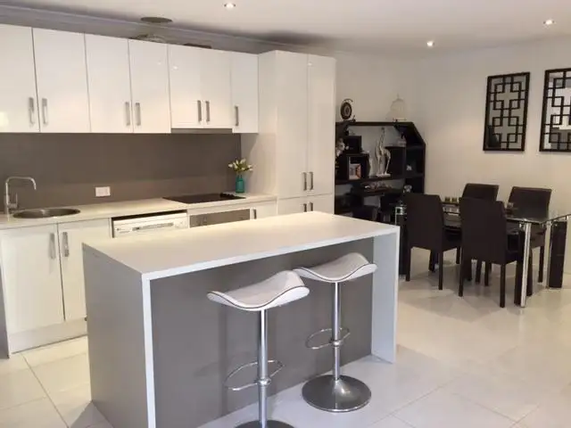 1/6 Story Street, Oxenford QLD 4210