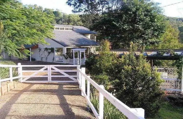 12 Link Road, Guanaba QLD 4210