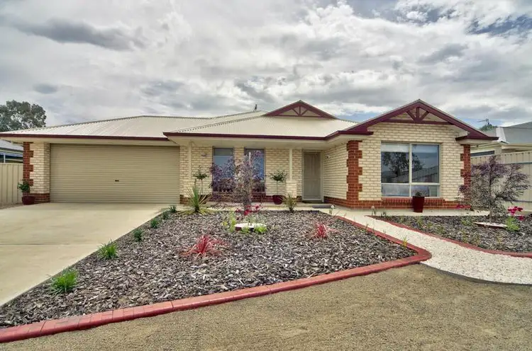 40 Bray Street, Moonta Bay SA 5558