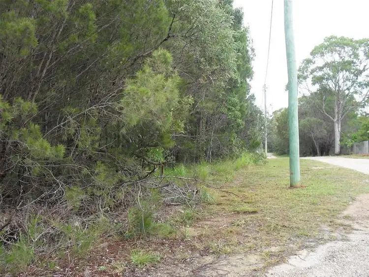 14 Matthew Street, Macleay Island QLD 4184