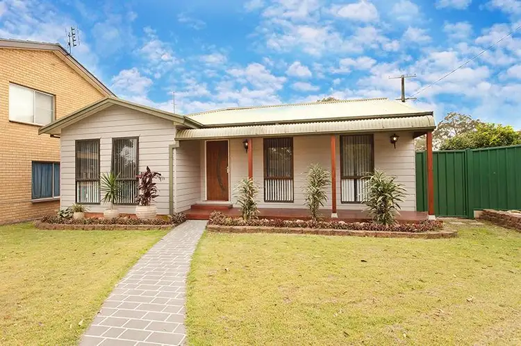 13 Lilo Avenue, Halekulani NSW 2262