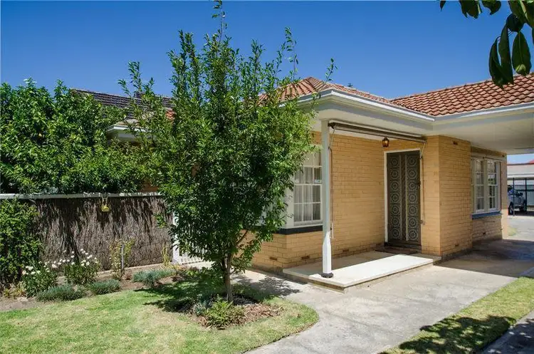 3/2 Baker Street, Glenelg South SA 5045
