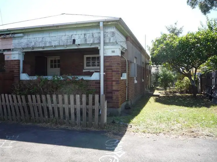 75 Chin Chen Street, Islington NSW 2296