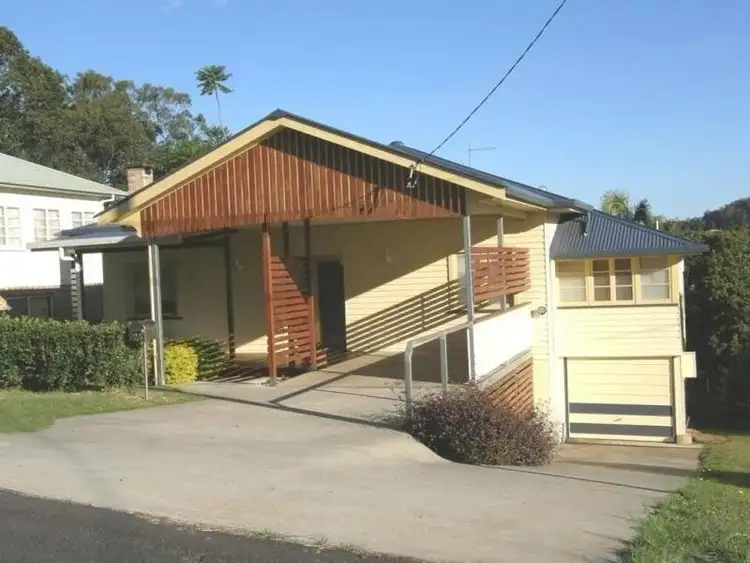 25 Jacaranda Avenue, East Lismore NSW 2480