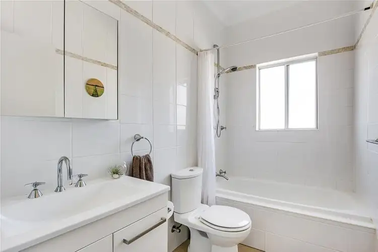 Fourth view of Homely unit listing, 7/54 Oaks Avenue, Dee Why NSW 2099