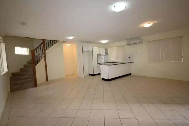 Second view of Homely unit listing, 2/253 Cavendish Road, Coorparoo QLD 4151