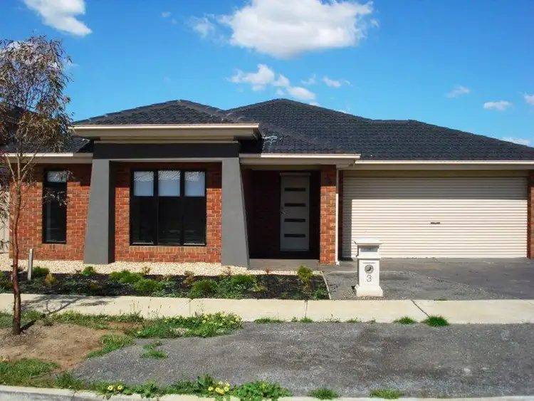 3 Scales Lane (Tenterfield), Burnside VIC 3023