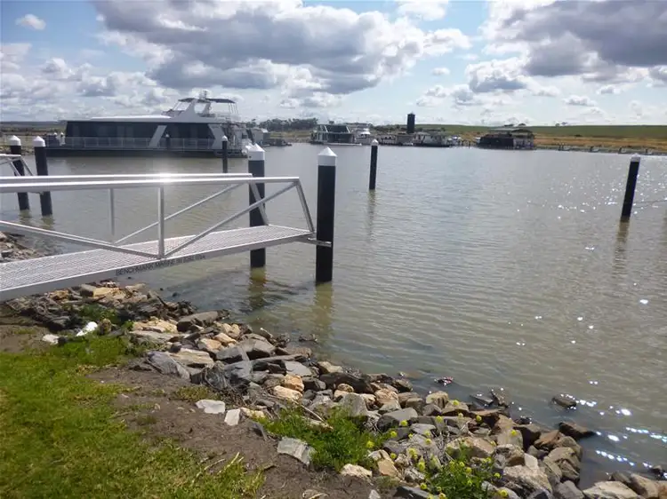 Berth 68 Pelican Drive MANNUM WATERS, Mannum SA 5238