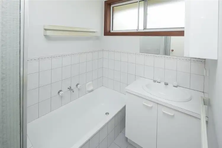 Sixth view of Homely unit listing, 2/64 Arthur Phillip Drive, Endeavour Hills VIC 3802