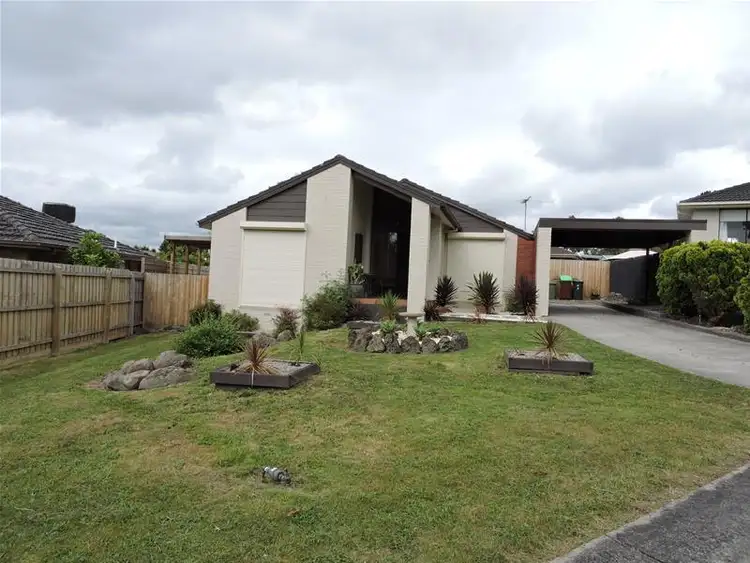 Second view of Homely house listing, 2 Albany Court, Endeavour Hills VIC 3802