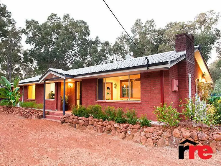 35 Northward Road, Roleystone WA 6111