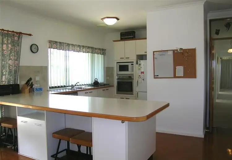 Seventh view of Homely house listing, 17 Cusack Place, Yass NSW 2582