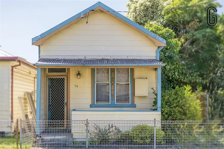 19 Coal Street, Islington NSW 2296
