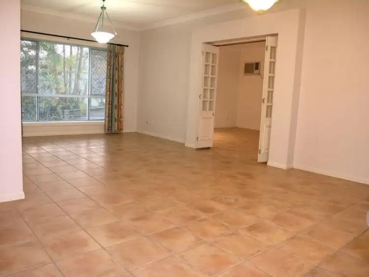 Fifth view of Homely house listing, 2 Merion Place, Carindale QLD 4152
