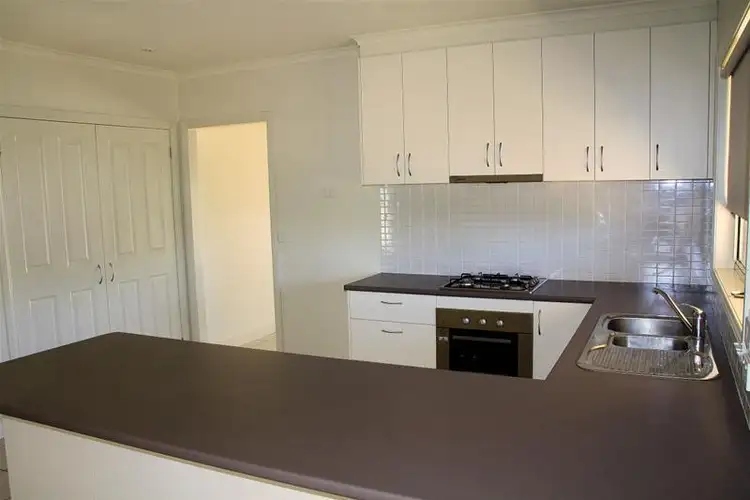 Fifth view of Homely townhouse listing, 2/5 Golden Grove, Red Cliffs VIC 3496