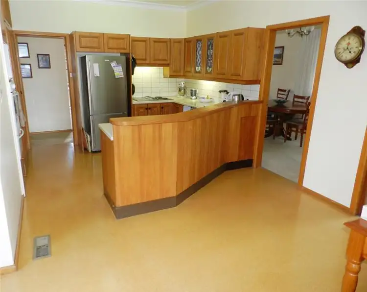 Fifth view of Homely house listing, 10 Weemilah Street, Yass NSW 2582