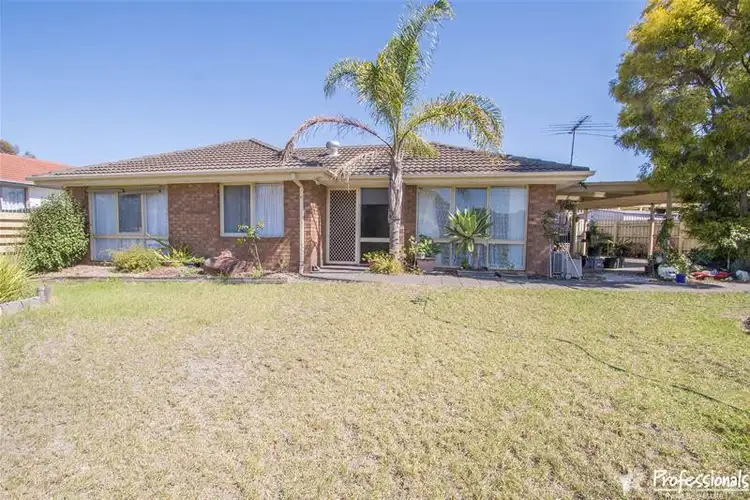 2 Kirra Court, Kurunjang VIC 3337