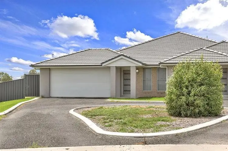 Main view of Homely unit listing, 1/51-53 Silversmith Place, Gunnedah NSW 2380