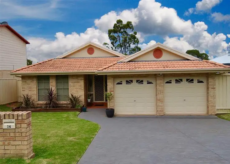 24 Stott Crescent, Callala Bay NSW 2540
