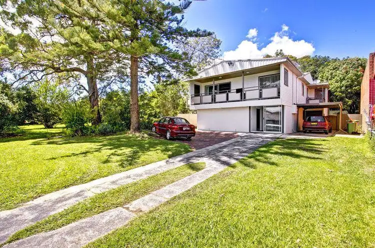 8 Village Road, Saratoga NSW 2251