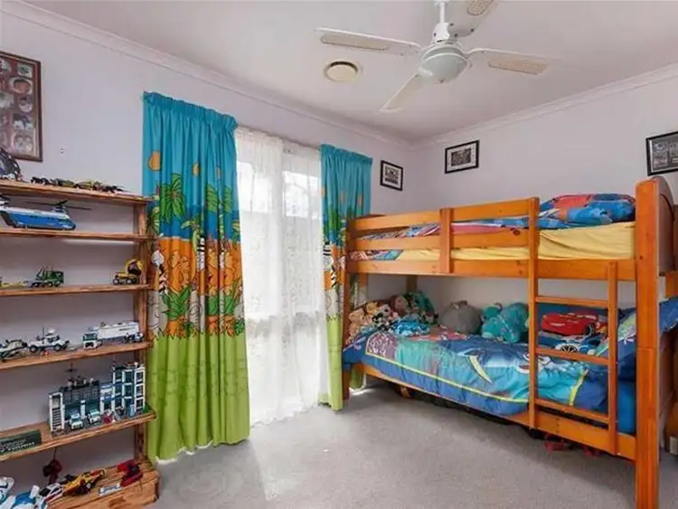 Fifth view of Homely house listing, 4 Winged Foot Court, Sunbury VIC 3429