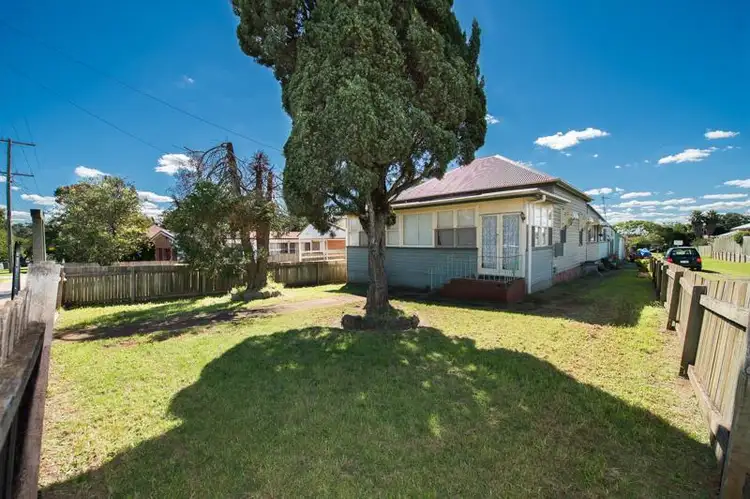 239 South Street, South Toowoomba QLD 4350