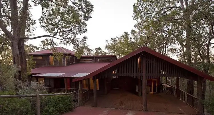 8 Mount Dale View, Roleystone WA 6111