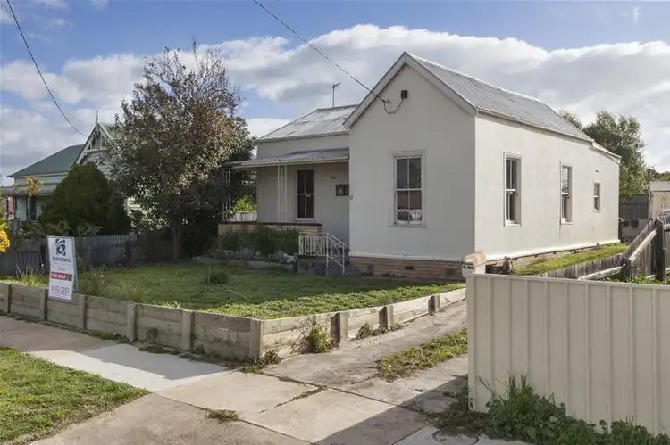 21 Campbell Street, Ararat VIC 3377