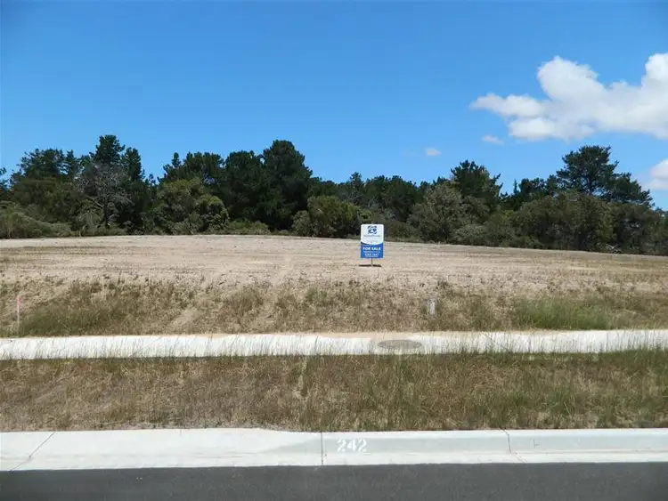 42 Annmaree Drive, Indented Head VIC 3223
