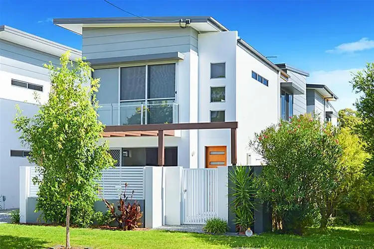 132 Eugaree Street, Southport QLD 4215
