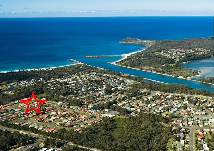 Second view of Homely house listing, 2/24 Edith Street, North Haven NSW 2443