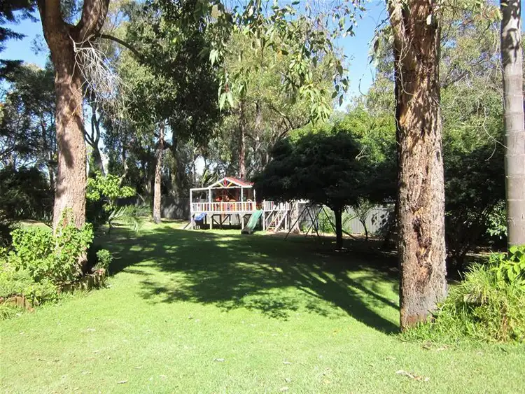 Fourth view of Homely house listing, 8 Cyclamen Court, Wanneroo WA 6065