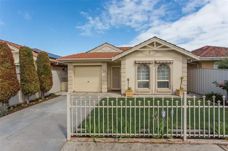 38 Todville Street, Seaton SA 5023
