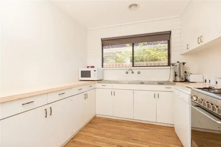 Fifth view of Homely house listing, 210 Thirteenth Street, Mildura VIC 3500