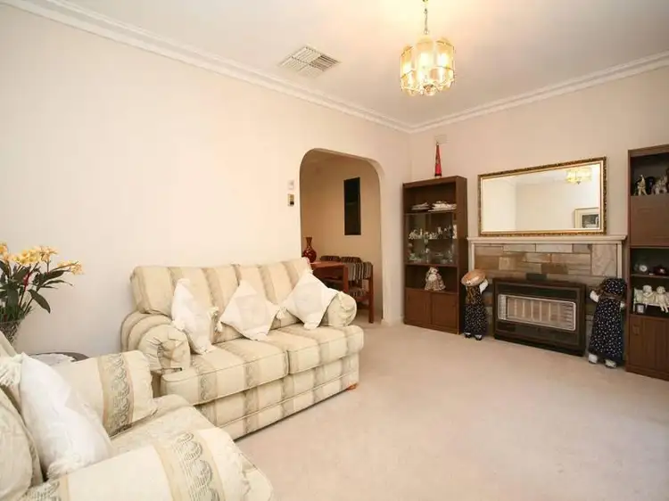 Second view of Homely house listing, 7 McKay Court, Ringwood VIC 3134