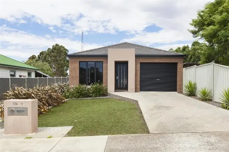 17A Henderson Street, Ararat VIC 3377