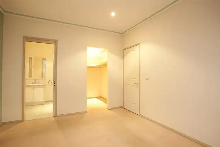 Fifth view of Homely house listing, 8 Thorpe Place, Burnside VIC 3023