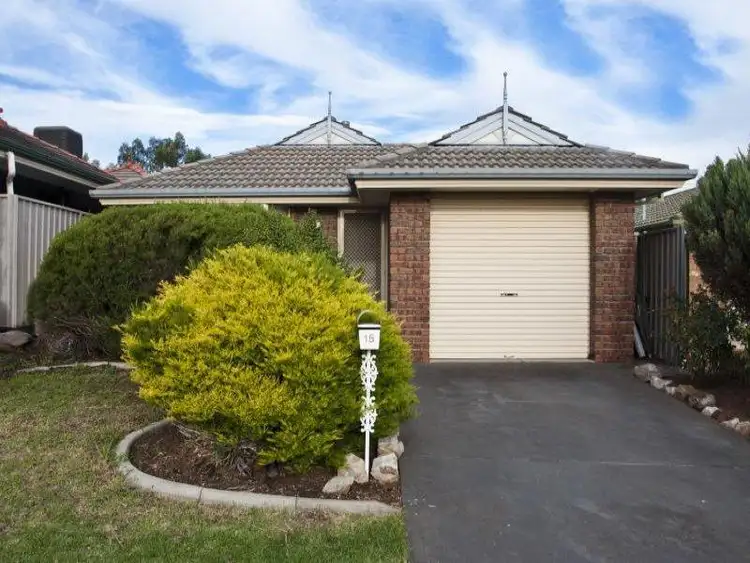 15 Hillcott Avenue, Wynn Vale SA 5127