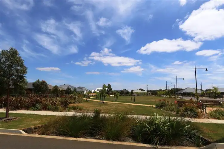 3 Rushworth Avenue, Eynesbury VIC 3338