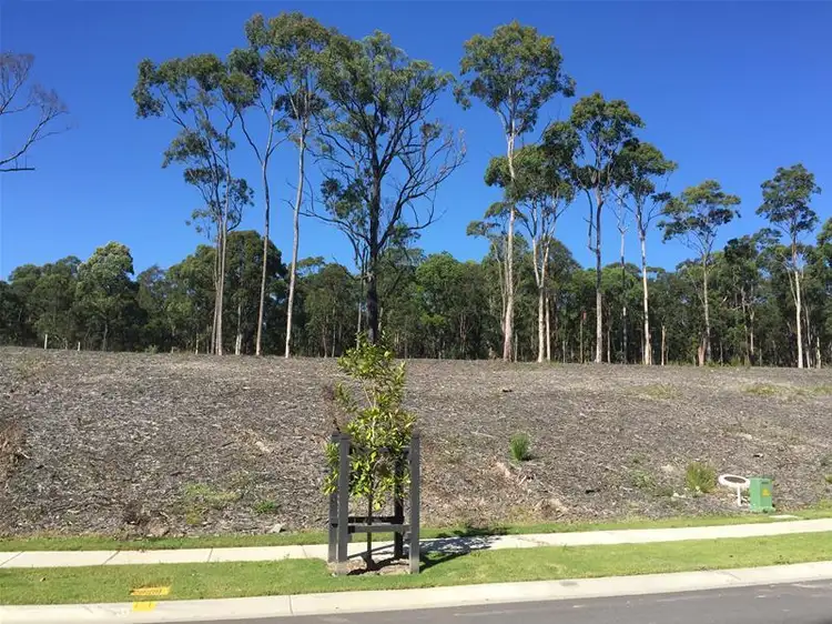 12 Hideaway Circuit, Fletcher NSW 2287