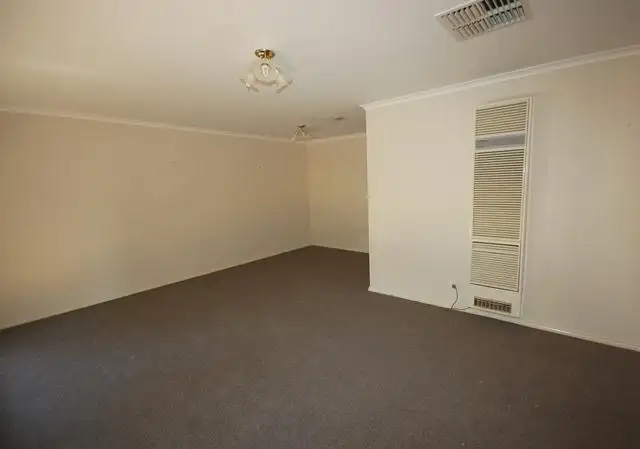Fifth view of Homely house listing, 87 Balleroo  Crescent, Glenfield Park NSW 2650