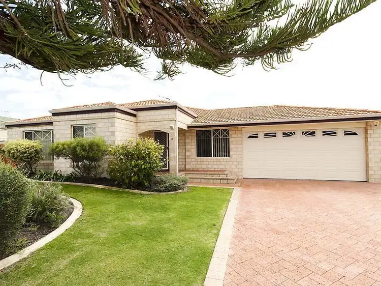 10 Capella Pass, Warnbro WA 6169