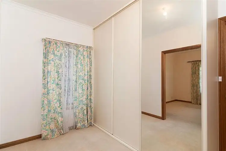 Fifth view of Homely house listing, 2/10 Bernhardt Court, Mount Barker SA 5251