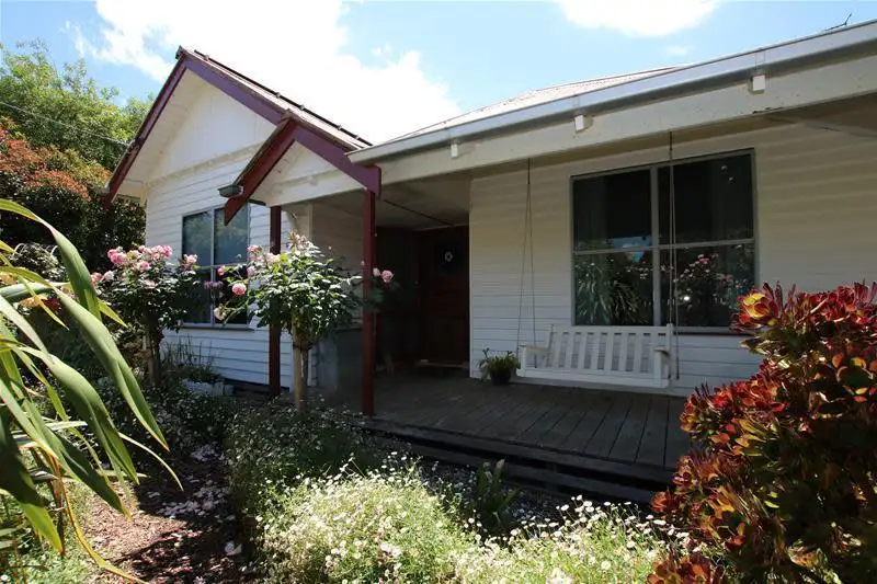 Main view of Homely house listing, 10 Russell Street, Macarthur VIC 3286