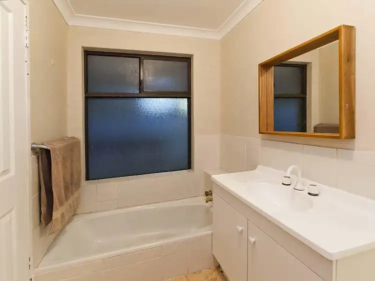 Third view of Homely house listing, 27 Inverness Circle, Camillo WA 6111
